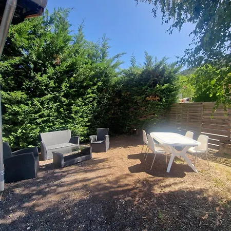 Semesterbostad Cosy De Plain-pied Lantriac